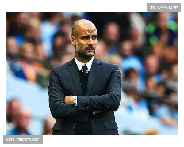 赛前发布会，瓜迪奥拉否认将变阵四后卫，称“现有体系运转良好”